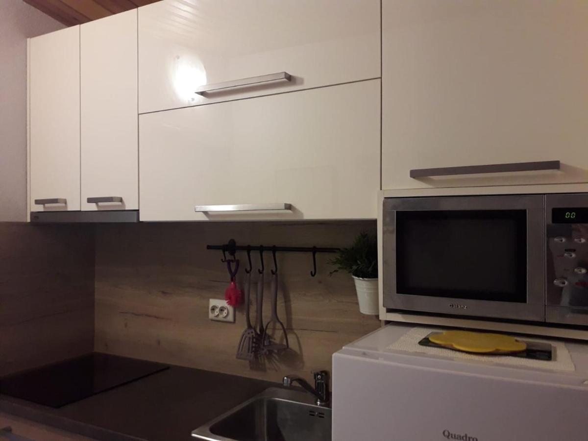 Apartments Carev 1293 耶泽拉 外观 照片